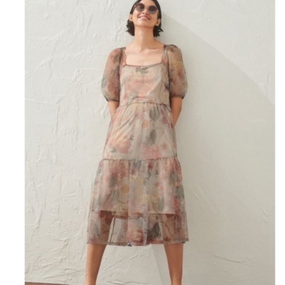 H&M Dresses & Skirts - H&M Floral Mesh Puff Sleeve Dress